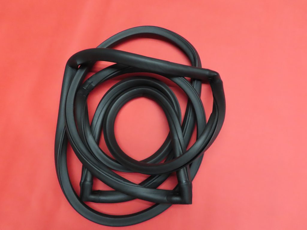 194148 Ford sedan trunk lid seal Early Ford Parts Third Gen Automotive